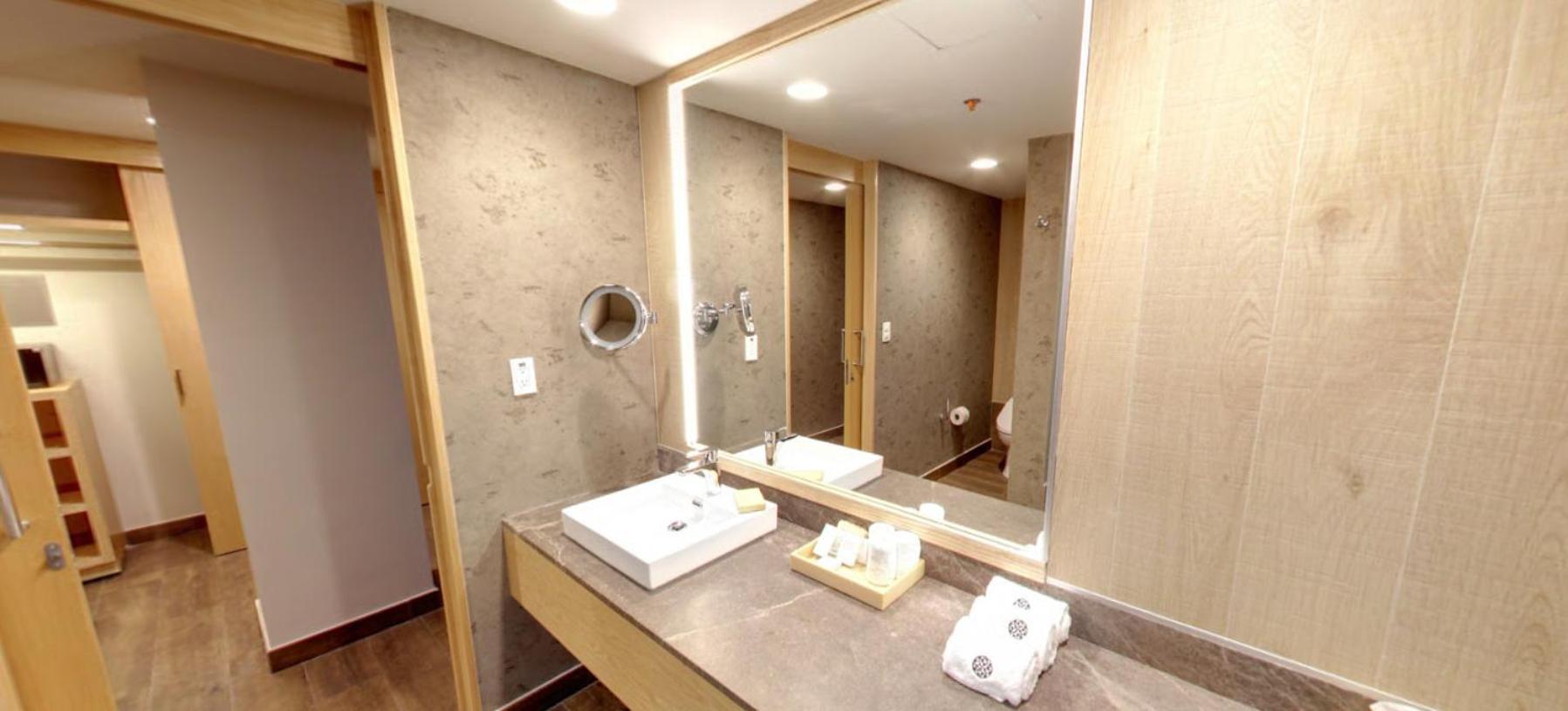 Hotel Galería Plaza 5*